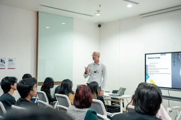 1740b136baed8de7f12307a6edf9ee91b066ec33-4608x3072