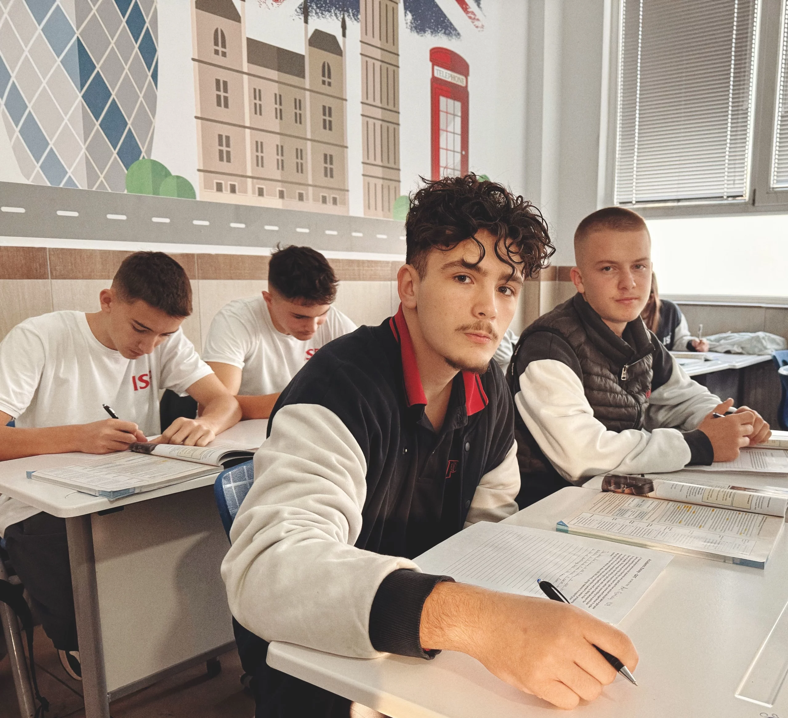 OSSD vs A Levels: Which Is Better for University Admission?